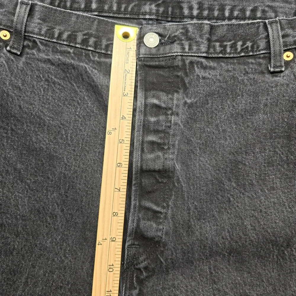 Levis 501 Original Fit Straight Leg Button Fly Jeans Mens 48x34
Faded Black Wash - Picture 11 of 12